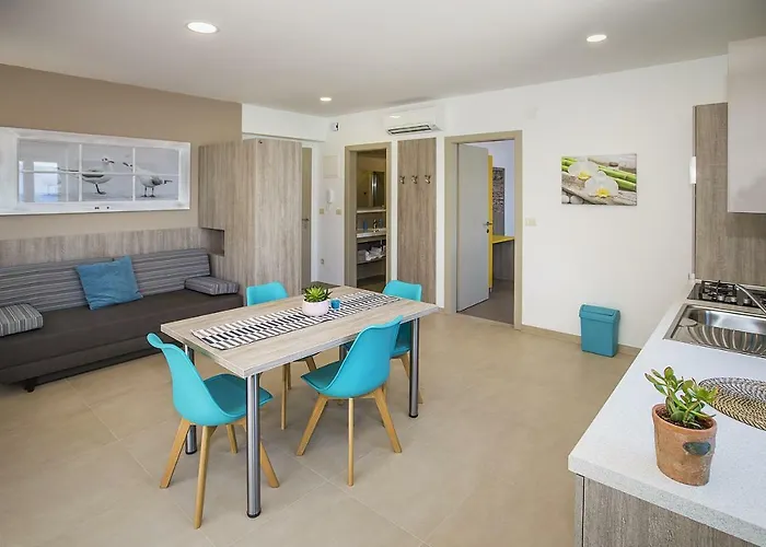 Capic Niko Apartment