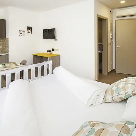 Capic Niko Apartment Baska (Krk)